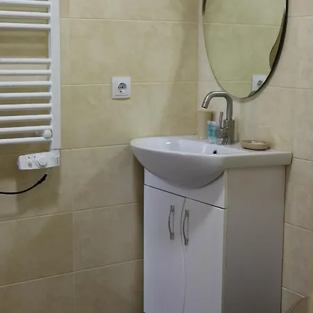 אכסניה River Complex