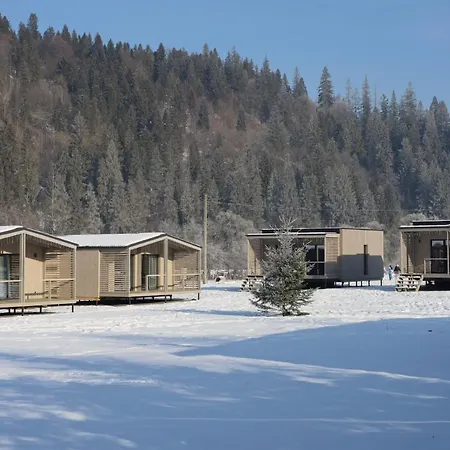 River Complex Lodge *