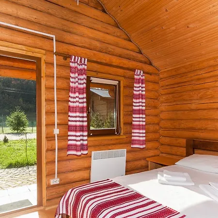 Lodge River Complex *