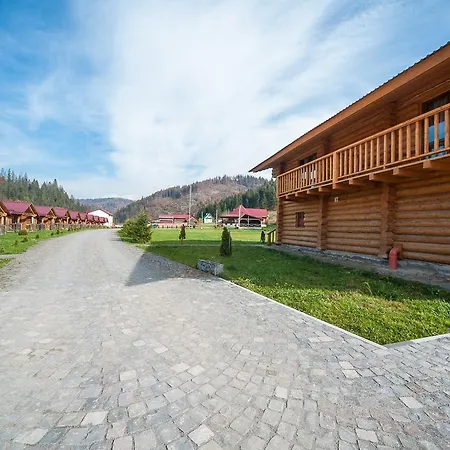 Lodge River Complex *