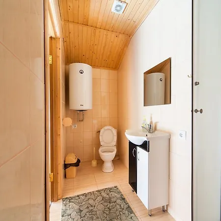 Lodge River Complex *