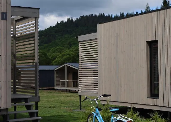 Lodge River Complex *