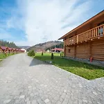 Lodge River Complex *
